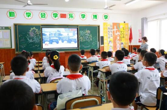 1759971779442576.jpg QQ截图20251009090230.jpg